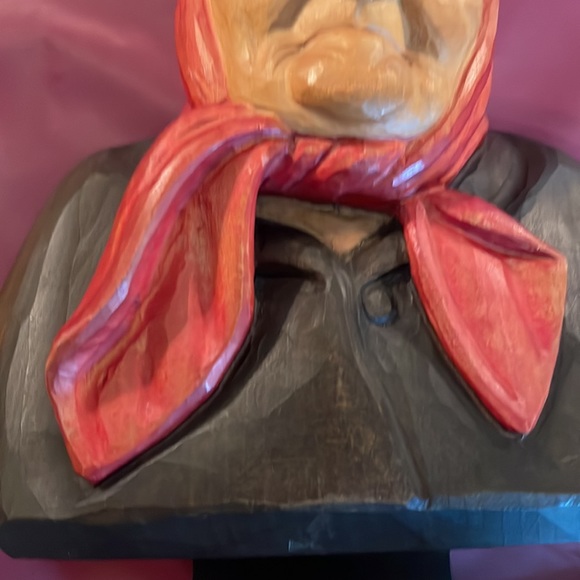 VTG Huggler-Weiss Hand Carved Busts - Picture 5 of 11